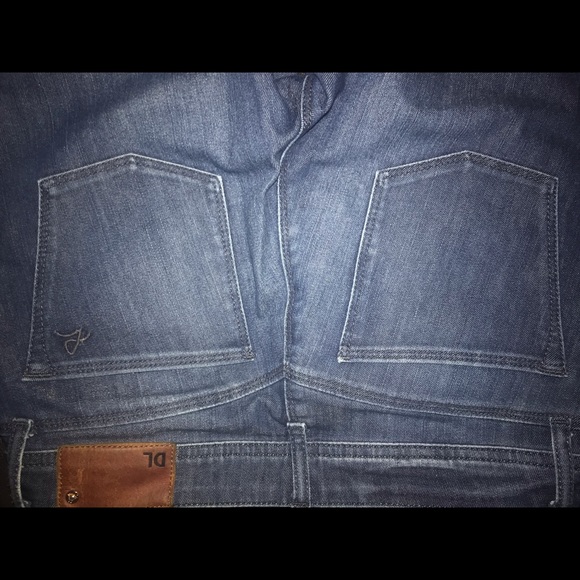 DL Jeans - women’s size 27 - Picture 4 of 5